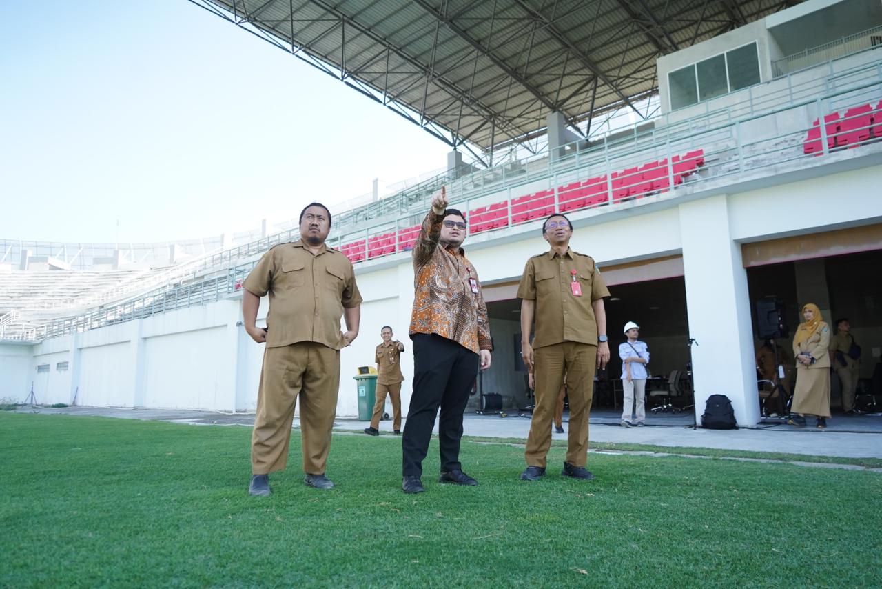 Mas Dhito Pastikan 2026 Pengerjaan Atap Stadion GDJ Selesai