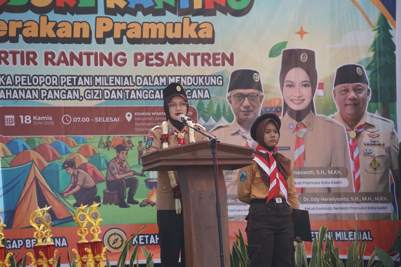 Mbak Wali Buka Jambore Ranting Kwaran Pramuka Kecamatan Pesantren, Tanamkan Semangat Ketahanan Pangan dan Tanggap Bencana