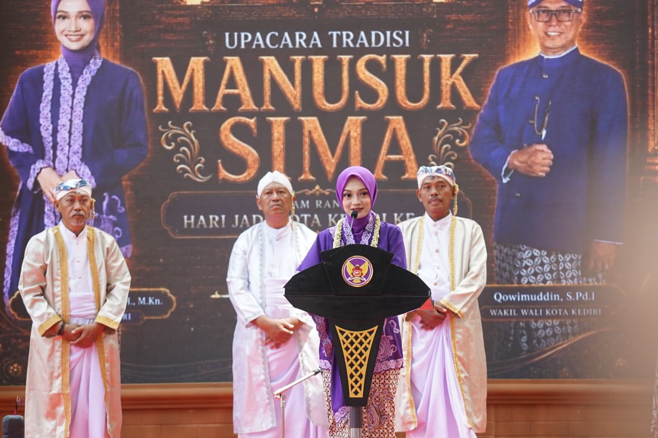 Upacara Tradisi Manusuk Sima di Taman Tirtayasa, Mbak Wali: Tradisi Menjadi Fondasi, Inovasi Menjadi Arah Membangun Kota Kediri