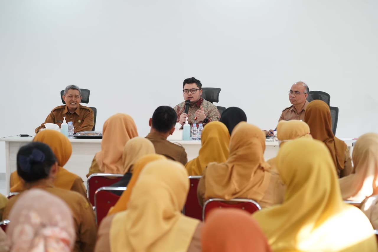 Beri Arahan Langsung pada Kepala Puskesmas dan Camat, Mas Dhito Dorong Pembentukan Satgas Kesehatan Tingkat Kecamatan