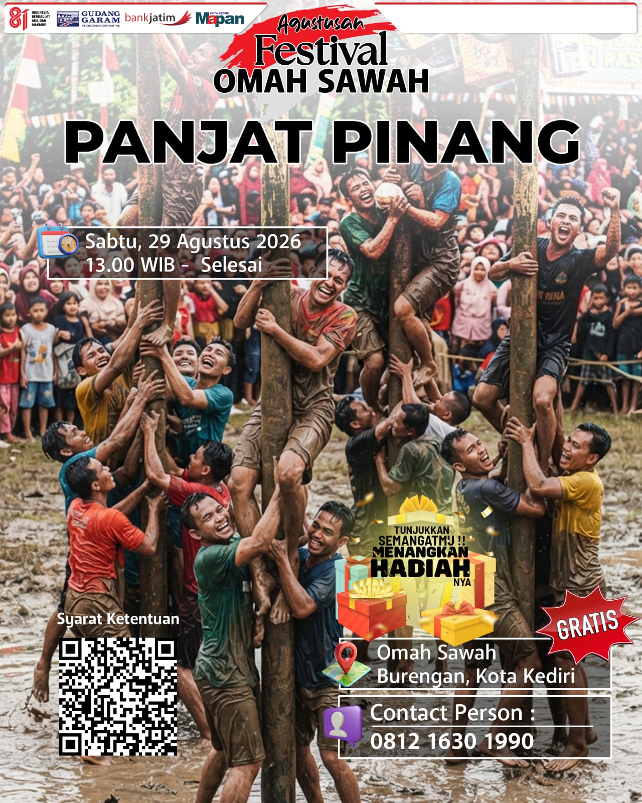 Panjat Pinang Kembali Semarakan Festival Omah Sawah di Kediri