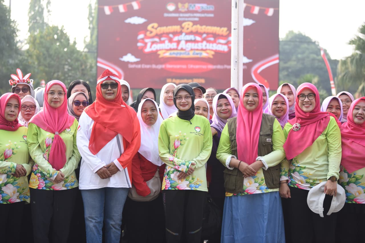Semarak HUT ke-81 RI, Mbak Wali Buka Lomba Agustusan DWP
