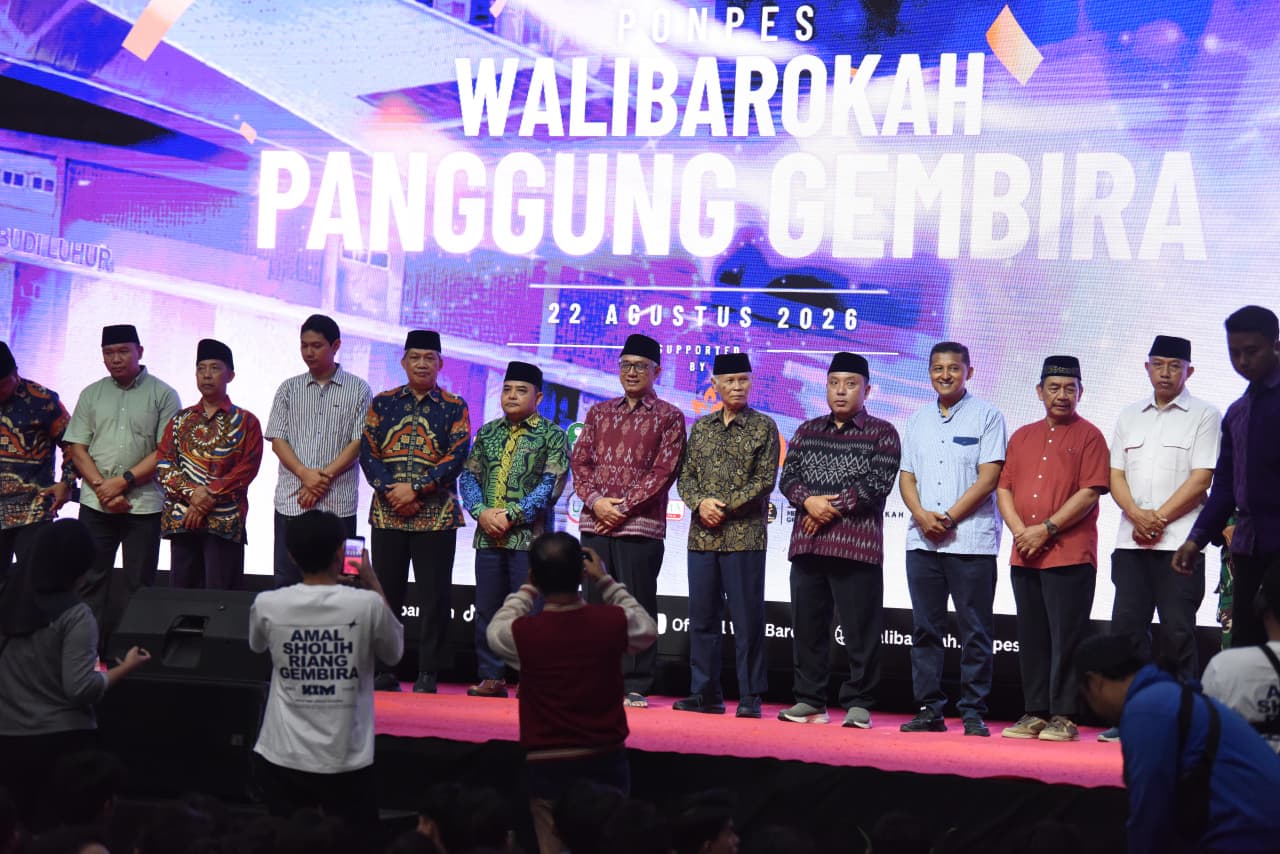 Dari Lomba hingga Panggung Gembira, Gus Qowim Apresiasi Semangat Kebersamaan Warga Ponpes Wali Barokah